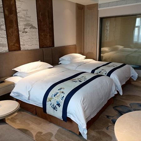 Baoying Jinling Hotel Exterior photo